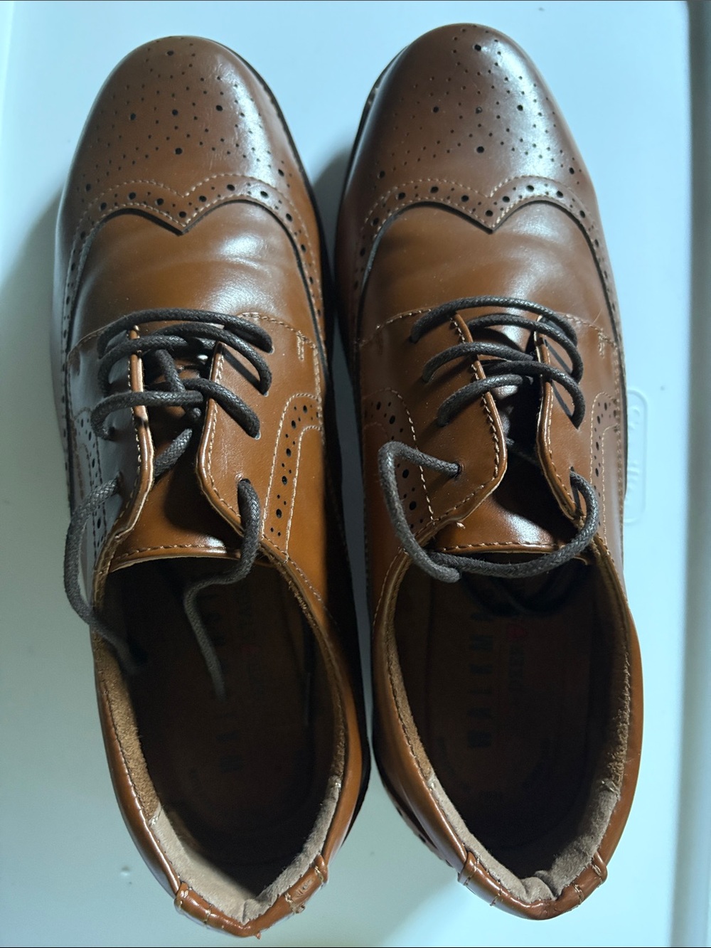 Men's Brown Leather Wingtip Dress Shoes size 10.5W